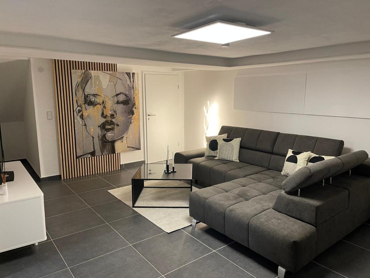 Stilvolles Designappartment Mit Terasse & Garten Im Idylischem Bindlach Exterior foto